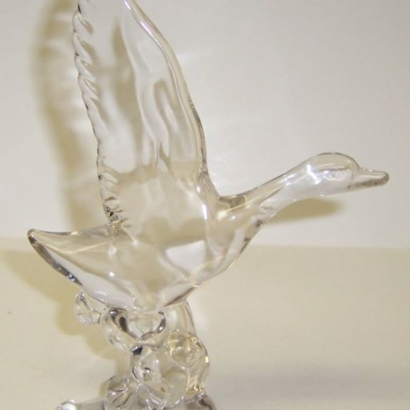 A. H. Heisey and Company Crystal MALLARD DUCK WINGS UP Figurine - Picture 5 of 5